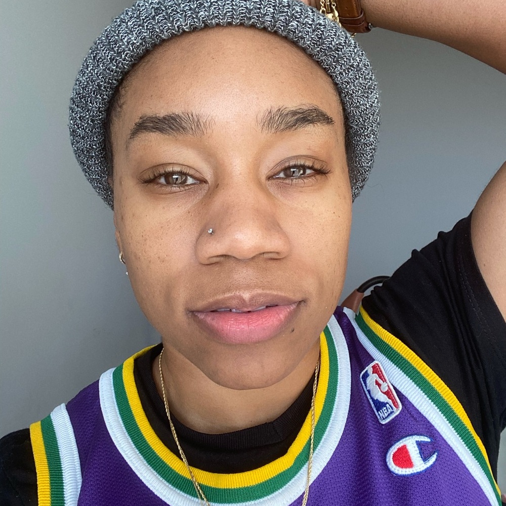 Meet your Posher, Jasmine